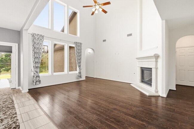 Foto del edificio - 28131 Scenic Shore Ln