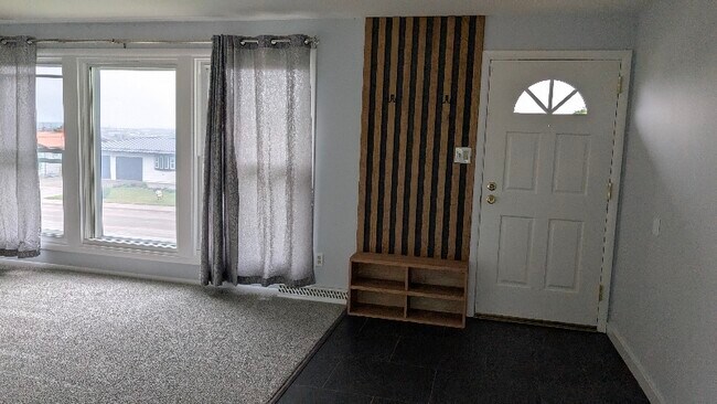 Foto del edificio - 1408-1402 2nd West Hill Dr