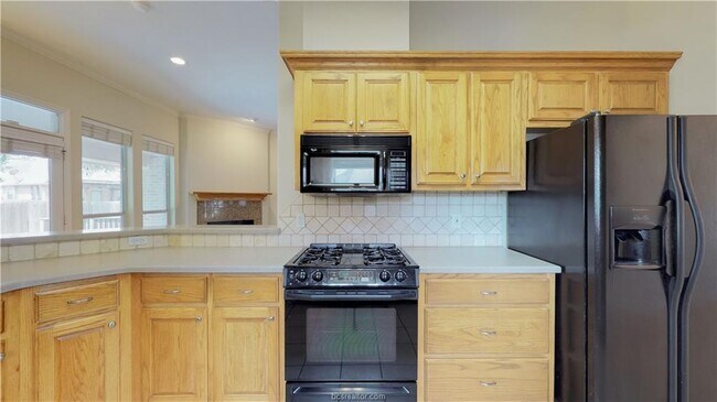 Foto del edificio - 2350 Kendal Green Cir