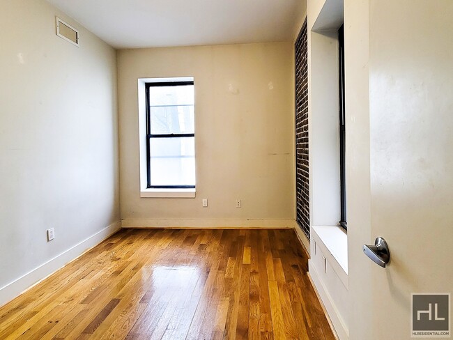 Foto del edificio - 1253 Lincoln Pl