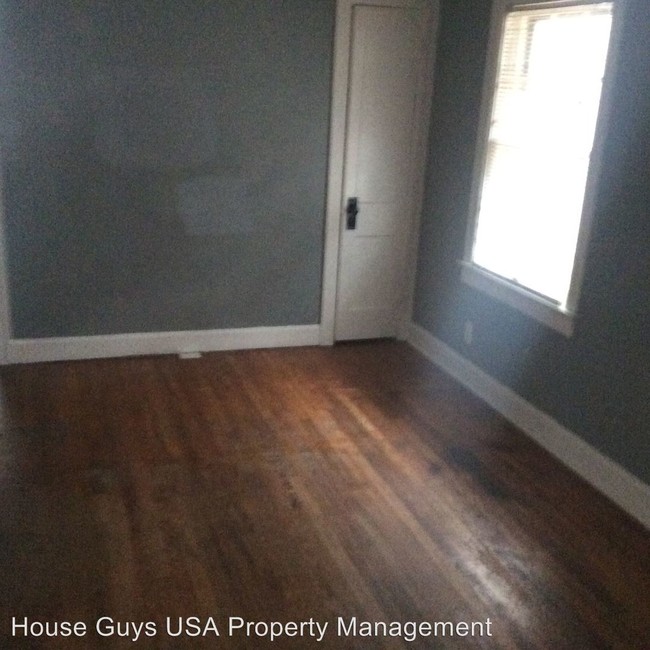 Building Photo - 2 br, 1 bath House - 5412 Olive St.