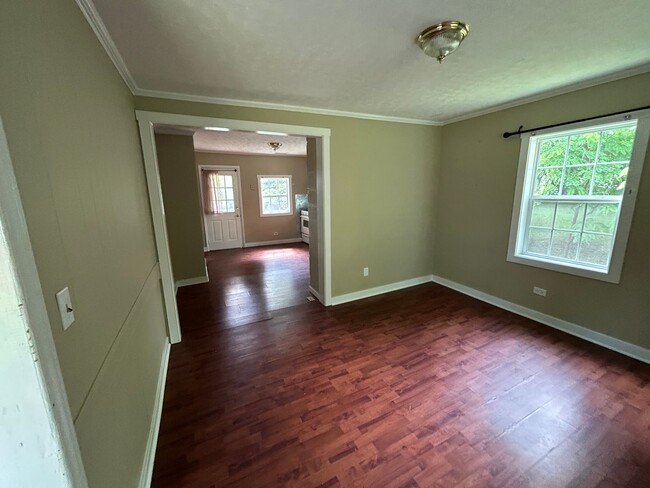 Building Photo - 708 12th Street