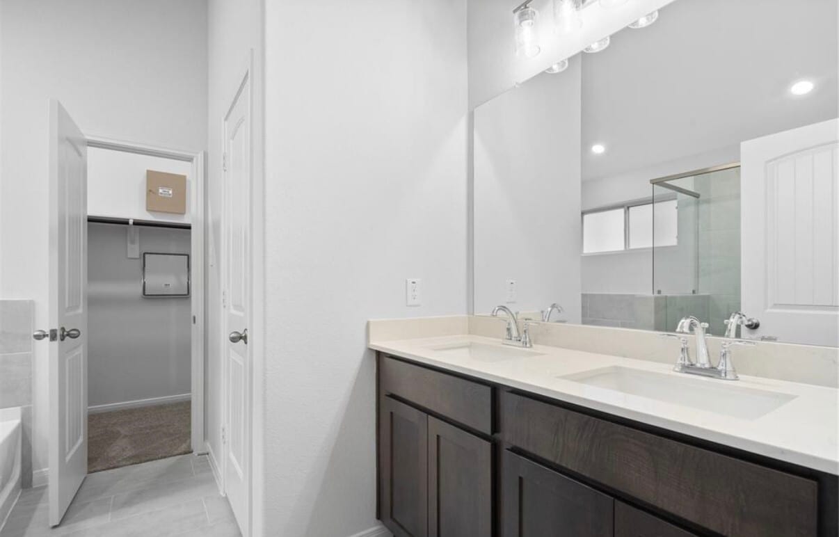 Building Photo - 21322 Cypress Autumn Dr