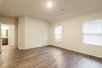 Building Photo - 13441 Musky Dr