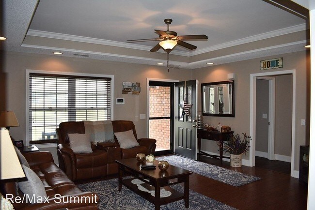 Foto del edificio - 3 br, 2 bath House - 3950 Cantle Drive