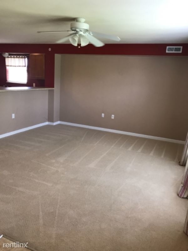 Building Photo - 2 br, 2 bath Condo - 4011 Capri Way