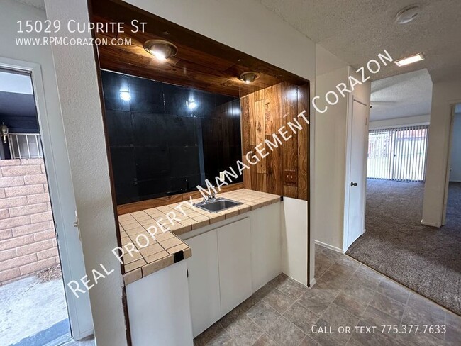 Building Photo - 3 bedroom 2 bath house in Stead!