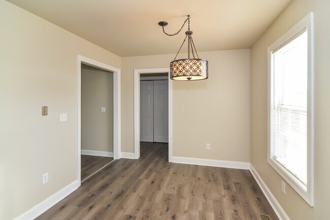 Building Photo - 232 Tanner Point Dr