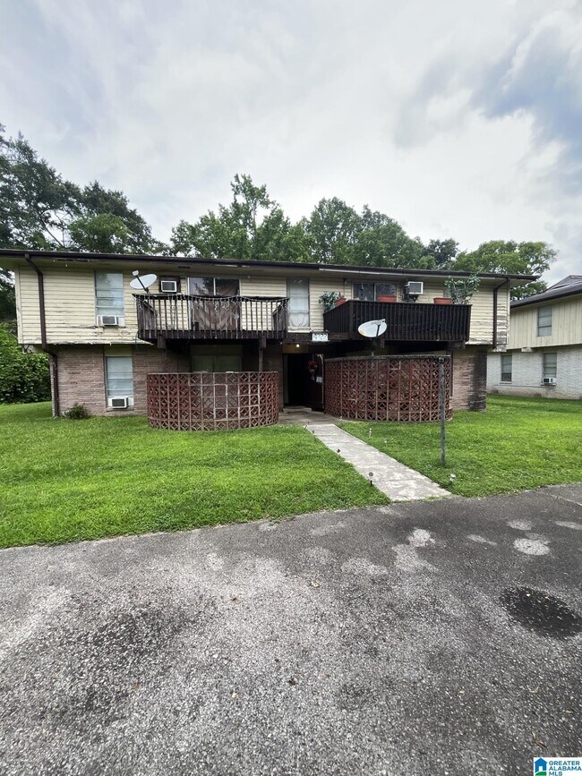 Foto del edificio - 4324 Pinson Blvd