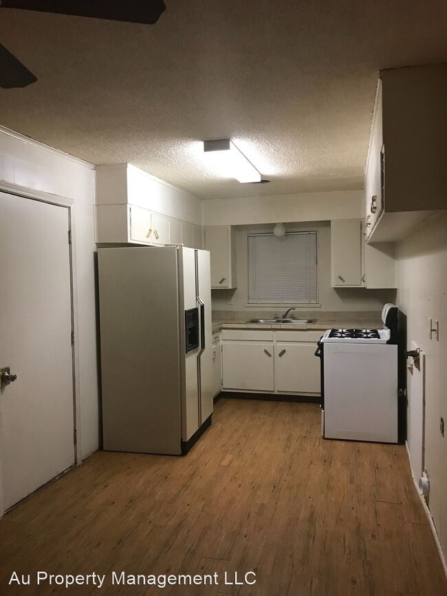 Building Photo - 3 br, 1 bath House - 3110 Palm
