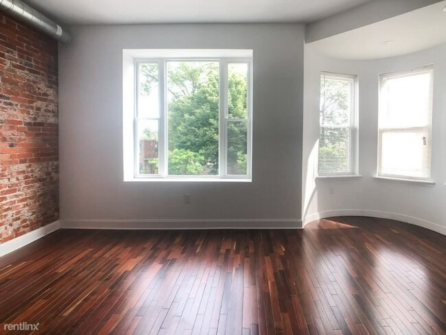 Foto del edificio - 3228 W Diamond St