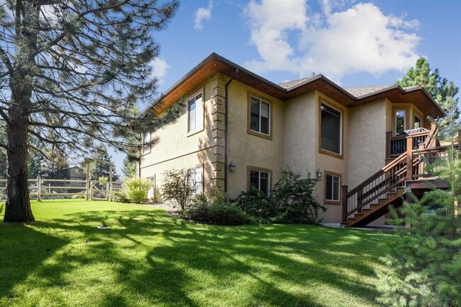 Building Photo - 10663 Coulter Pine St