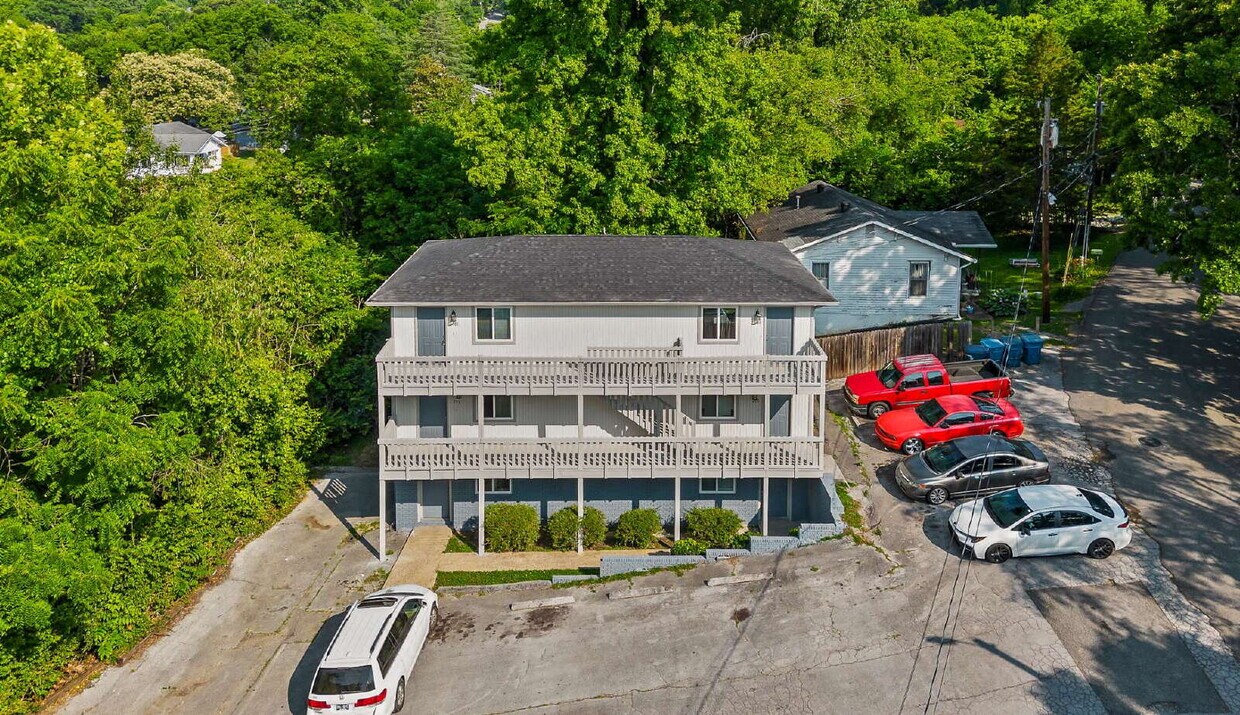 105 P' Poole Ave #101: Red Bank 1Bed/1Bath Apartment w/ Laundry Units, Central AC, and Granite Co... - 105 P' Poole Ave #101: Red Bank 1Bed/1Bath Apartment w/ Laundry Units, Central AC, and Granite Co...