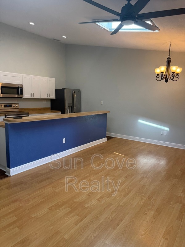 Building Photo - 6361 92nd Pl N