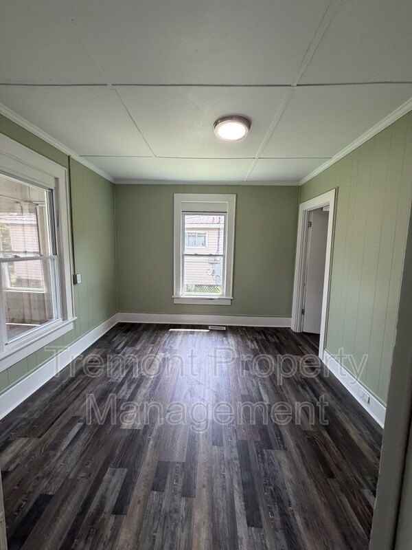 Foto del edificio - 714 Henderson Ave