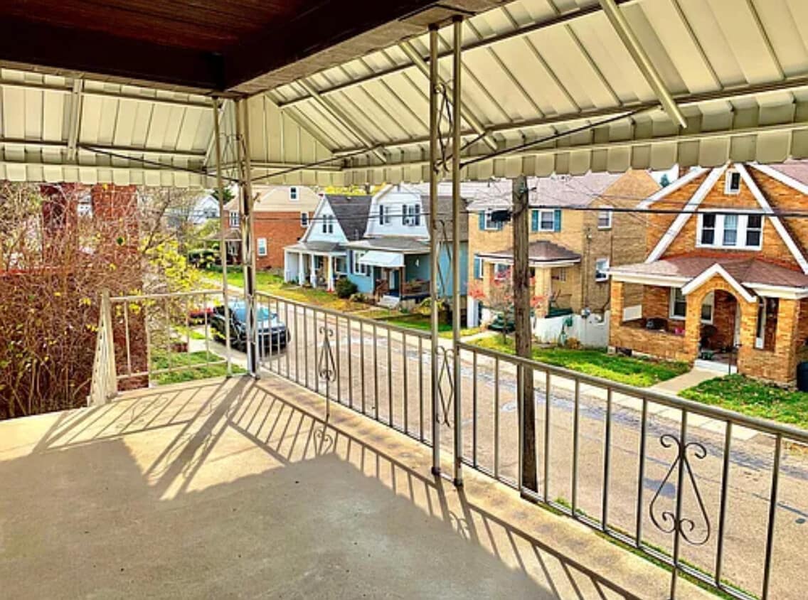 Primary Photo - 232 Lakewood Ave