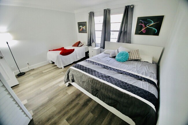 Foto del edificio - 4337 NW 6th Ave