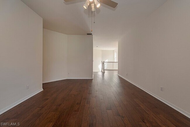 Building Photo - 2110 Arielle Dr