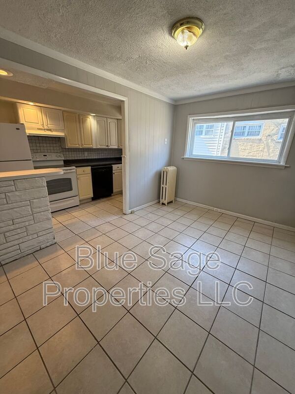 Foto del edificio - 7139 Greenwood Ave
