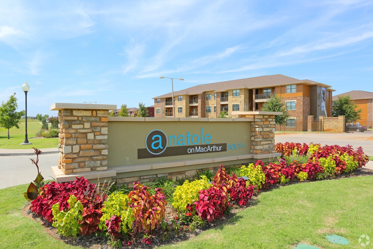 Anatole On Macarthur Apartments Oklahoma City Ok Apartments Com
