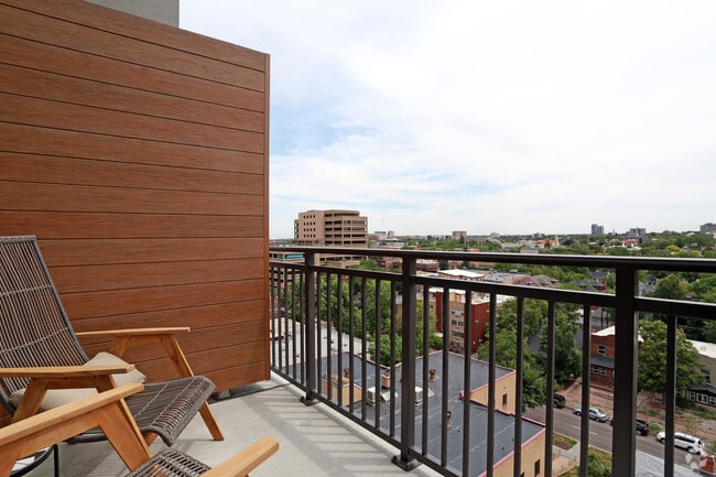 1HAB - 1BA - A04 - The Grant