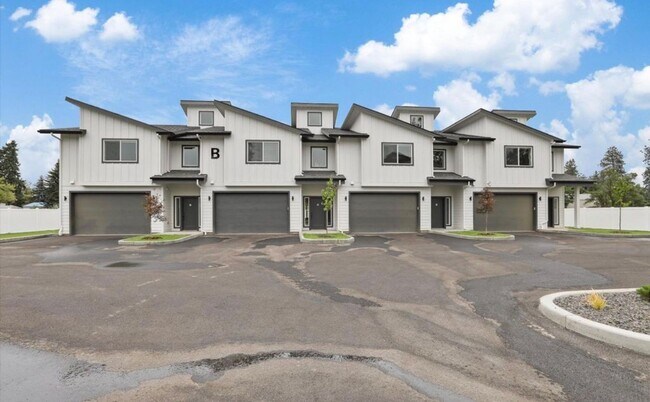 Foto del edificio - South Hill Townhomes