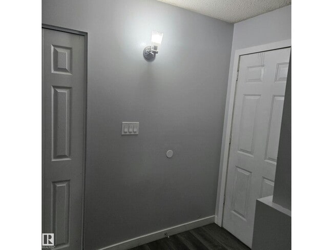 Building Photo - 2613-105A 105a St NW
