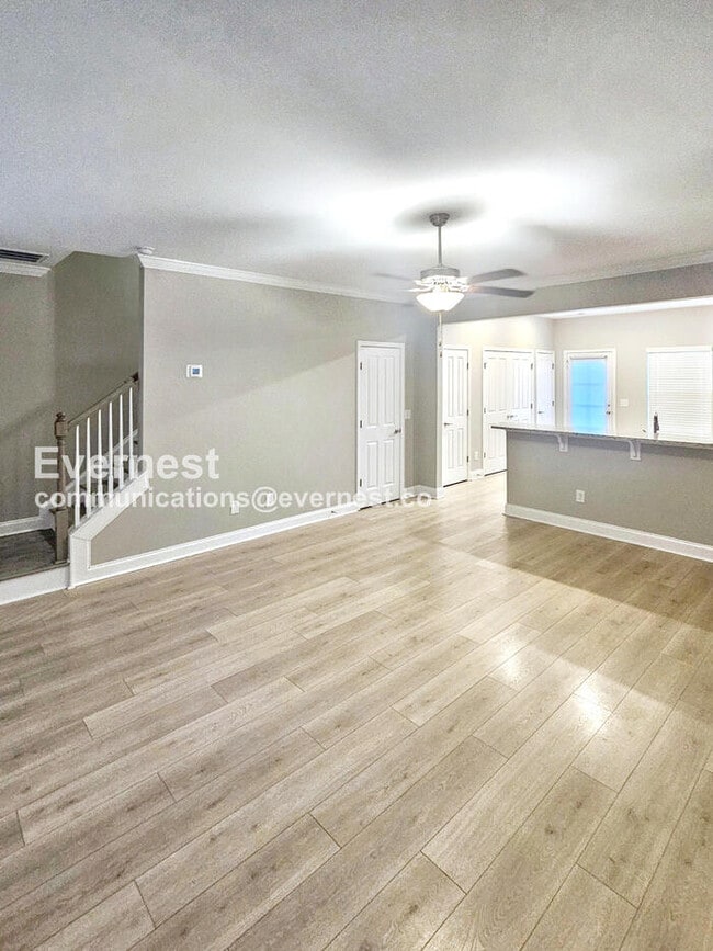 Foto del edificio - 809 Goswell Dr