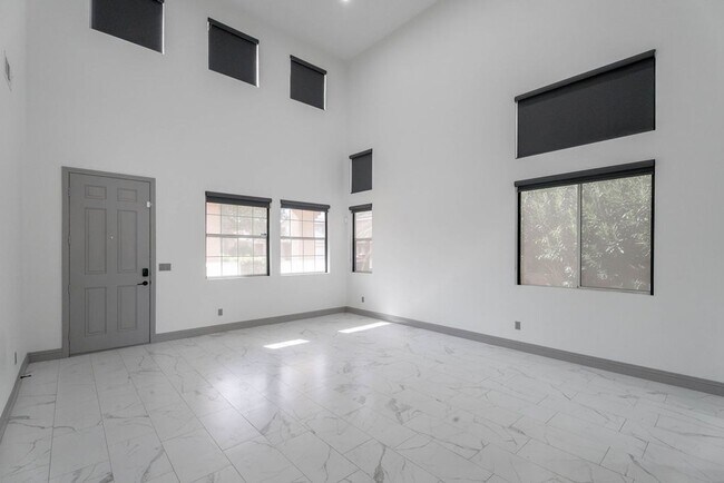Foto del edificio - 9796 Altadena St