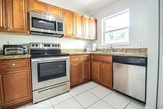 Building Photo - 6415 Amberjack Terrace