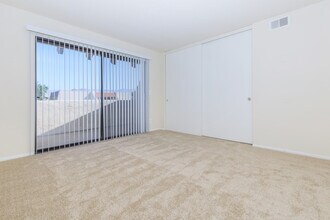 Building Photo - Brookside Park Apartments