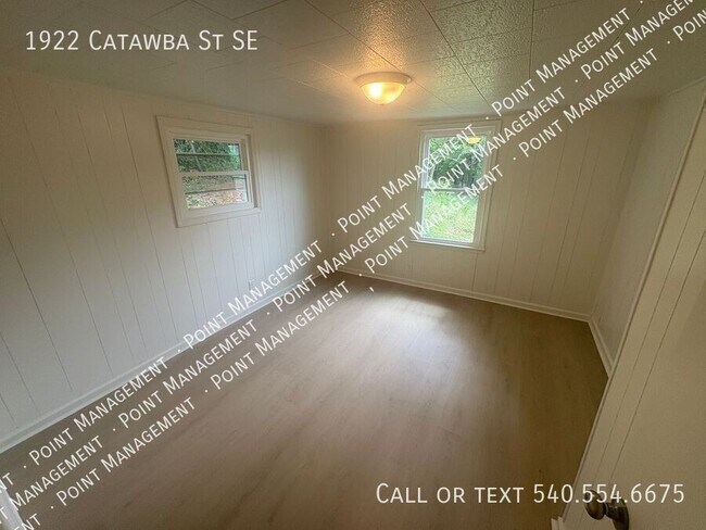 Foto del edificio - 1922 Catawba St SE