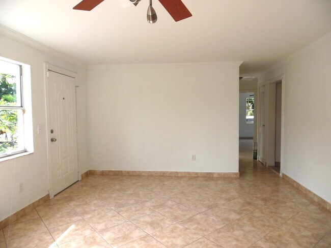 Foto del edificio - 1205 Mathis St