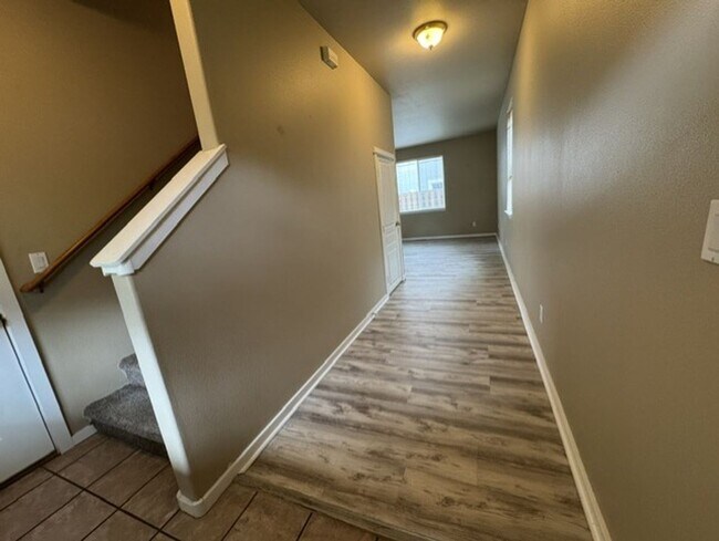 Foto del edificio - SW Bend Townhome