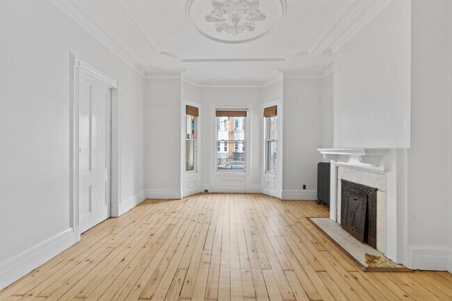 Foto del edificio - 7 Webster Ave