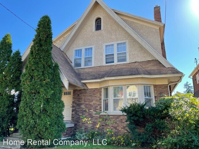 Building Photo - 2 br, 1 bath House - 1576 Wealthy SE #1