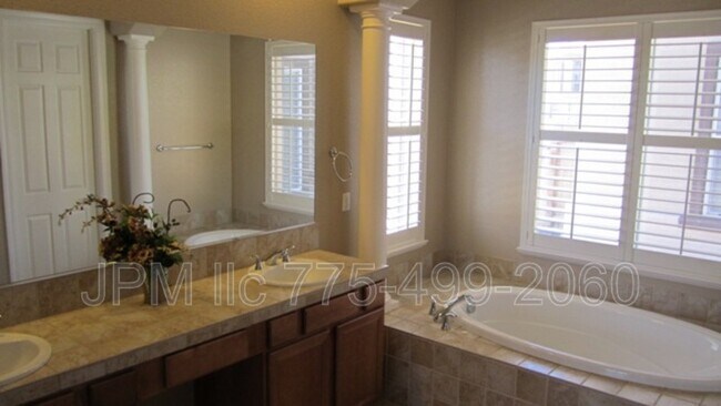 Foto del edificio - 10865 Pentwater Dr