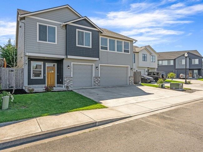 Building Photo - Stylish 3bd 2ba Home in Jackie's Landing n...