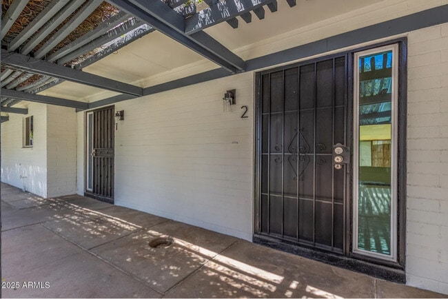 Foto del edificio - 4235 N 13th Pl