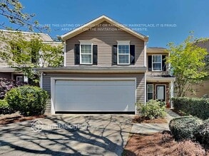 Building Photo - 2730 Englewood Dr