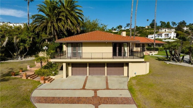 Foto del edificio - 984 La Cresta Pl