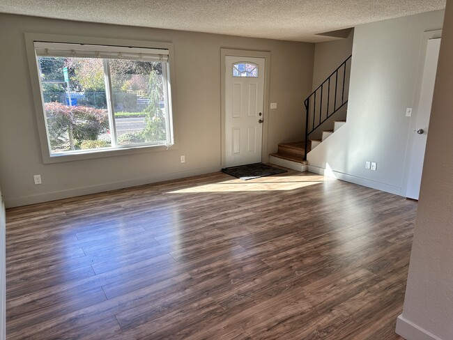 Living Room - 1715 Franklin St