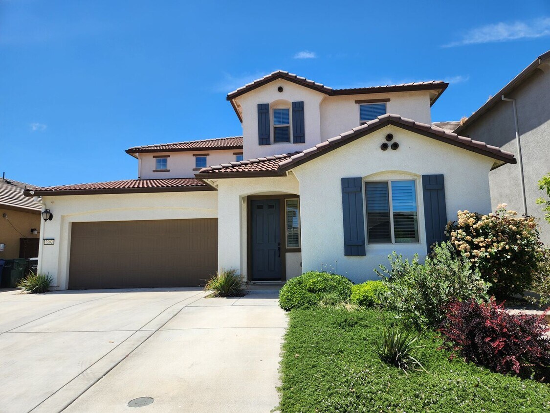 Foto principal - 7502 Tapiro Way - Sacramento 95829