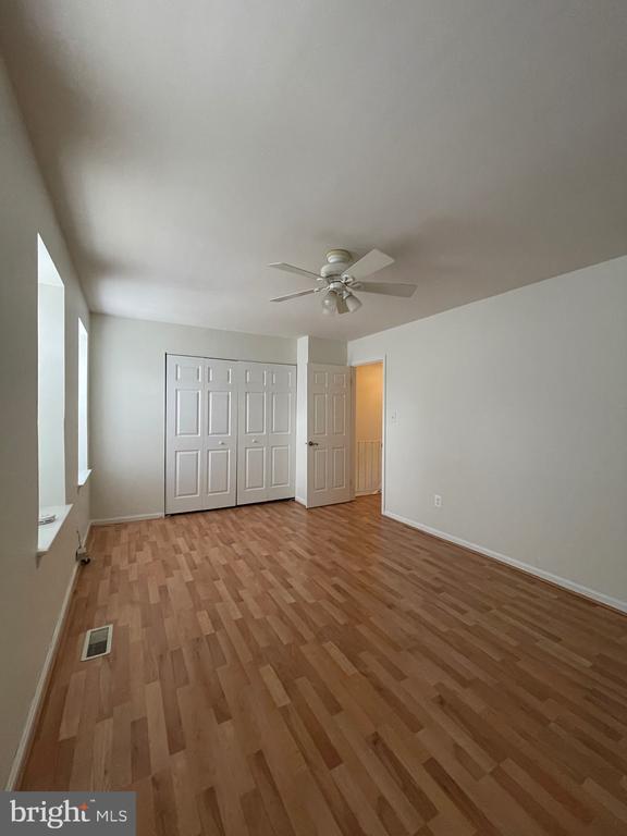 Building Photo - 6463 Fenestra Ct