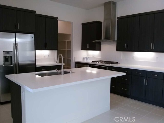 Building Photo - 802 Beacon