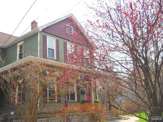 Primary Photo - 7 Maple Ave