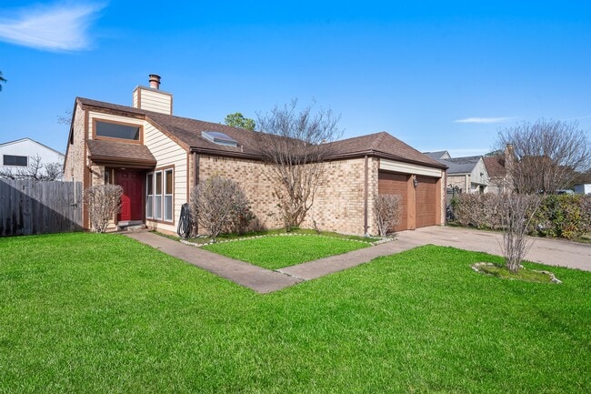 Building Photo - 4330 Willow Beach Dr