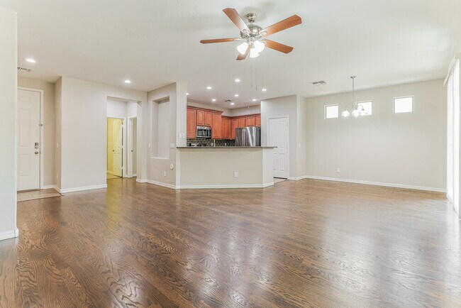 Foto del edificio - 4403 E Maplewood St