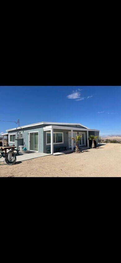 Primary Photo - GORGEOUS 2 BED 2 BATH HOME WITH 1 BED 1 BA...