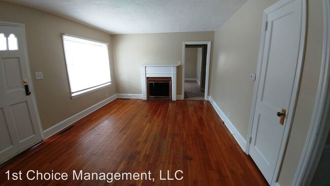 Building Photo - 2218 E Cone Blvd